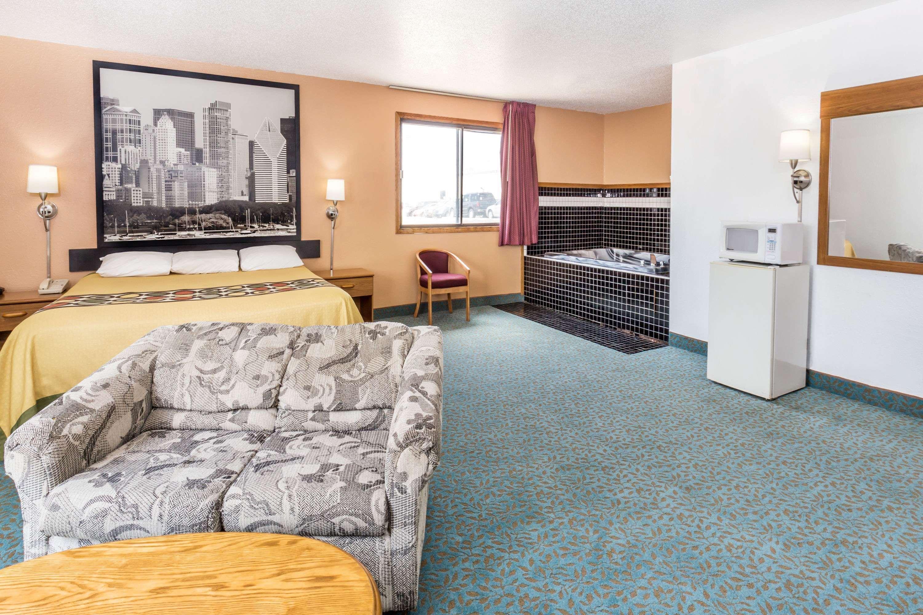 Super 8 By Wyndham Bourbonnais/Kankakee Area Ngoại thất bức ảnh
