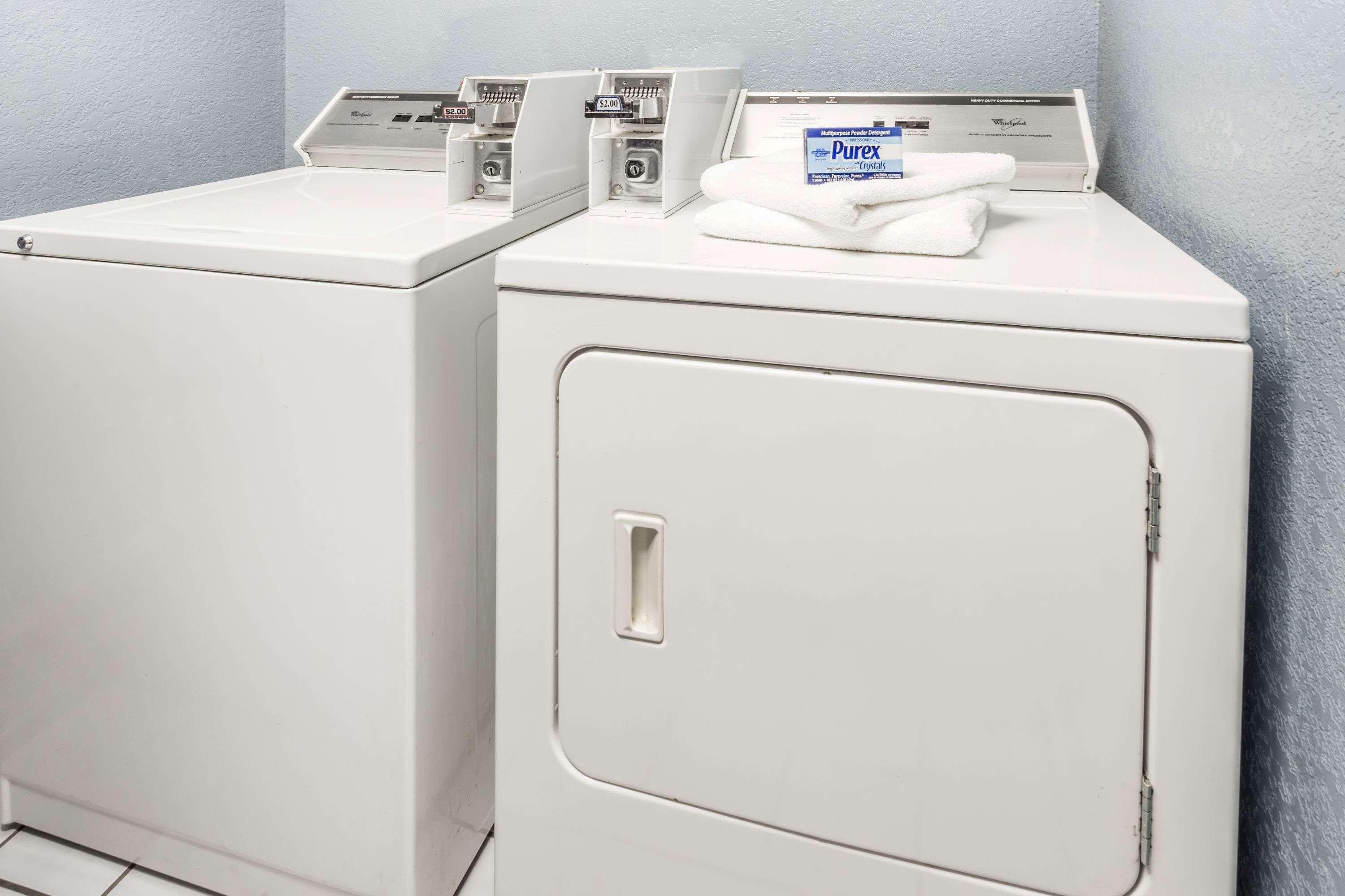 Super 8 By Wyndham Bourbonnais/Kankakee Area Ngoại thất bức ảnh